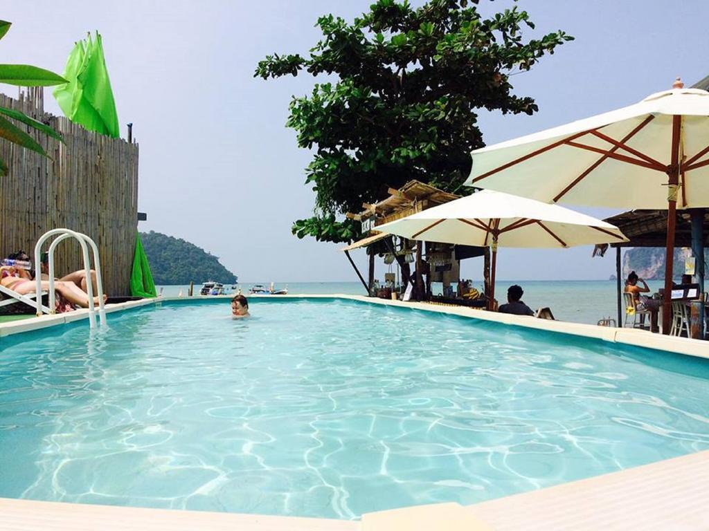 The Beacha Club Hotel Phi Phi Don Exteriér fotografie